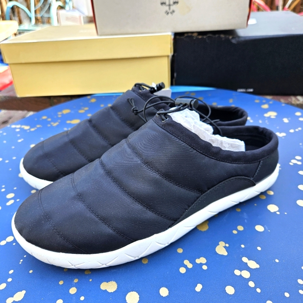 Stylus Layna Black Mules Women's Size 11